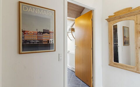 Jasna - 2.3Km from the Sea: Gras, Hout, Landelijk Gebied, Struik, Verblijf, Dak, Plain, Land Lot, Huis, Groundcover