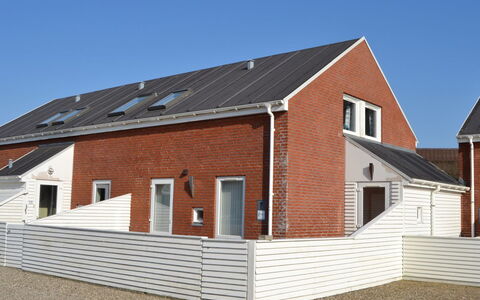 Jasna - 2.3Km from the Sea: Gras, Hout, Landelijk Gebied, Struik, Verblijf, Dak, Plain, Land Lot, Huis, Groundcover