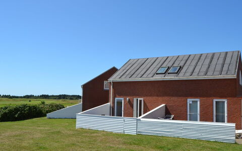 Anelia - 2.3Km from the Sea: Lucht, Gras, Muur, Dak, Architectuur, Huis, Huis, Woongebied, Land Lot, Samengesteld Materiaal