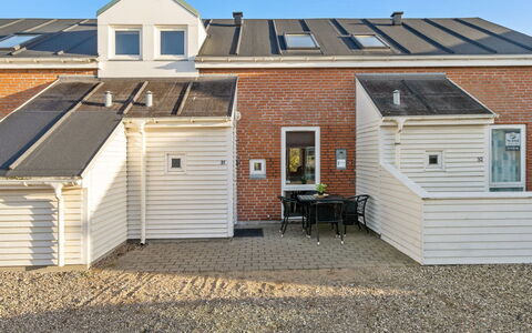 Enita - 2.3Km from the Sea: Huis, Dak, Huis, Verblijf, Schuur, Garden Gebouwen, Siding, Werf, Blokhut, Hut