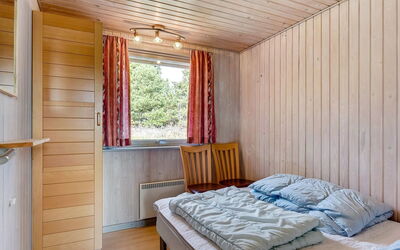 Gabriela - 1Km from the Sea