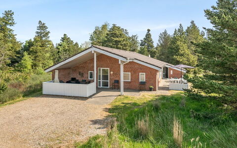 Cora - 1Km from the Sea: Woongebied, Dak, Voorstad, Oprit, Landgoed, Schoorsteen
