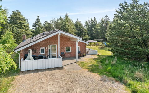 Cora - 1Km from the Sea: Woongebied, Dak, Voorstad, Oprit, Landgoed, Schoorsteen