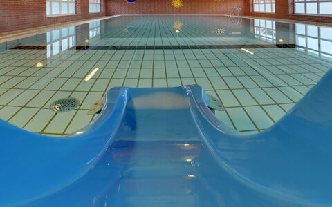 Drita - 2.3Km from the Sea: Zwembad, Samengesteld Materiaal, Vrije Tijd, Toevlucht, Tegel, Recreatiecentrum, Thermae, Waterpartij