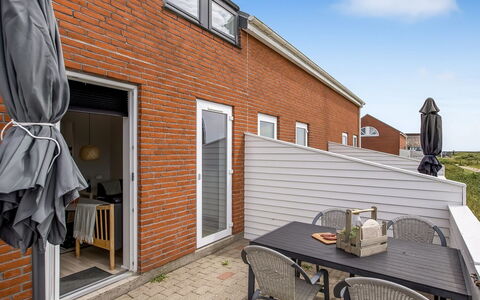 Drita - 2.3Km from the Sea: Verblijf, Huis, Huis, Dak, Veranda, Landgoed, Siding, Garden Gebouwen, Boerderij, Werf