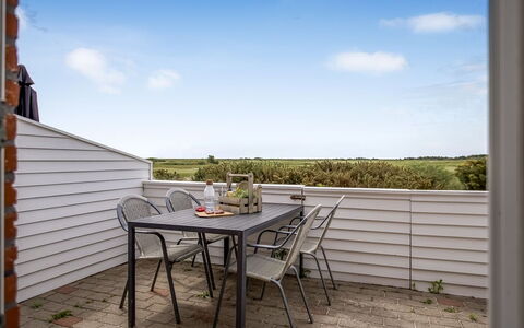 Drita - 2.3Km from the Sea: Verblijf, Huis, Huis, Dak, Veranda, Landgoed, Siding, Garden Gebouwen, Boerderij, Werf