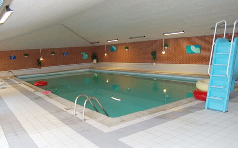 Mildred - 2.3Km from the Sea: Zwembad, Vrije Tijd, Recreatie, Recreatiecentrum, Spelen