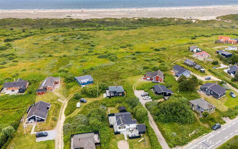 Pupa - 500M from the Sea: Verblijf, Huis, Huis, Dak, Veranda, Landgoed, Siding, Garden Gebouwen, Boerderij, Werf
