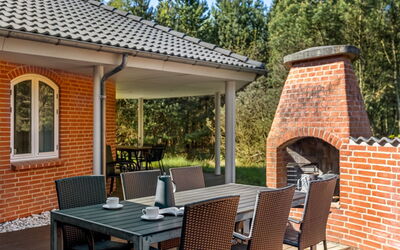 Agusta - 1.1Km from the Sea