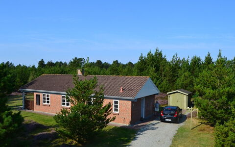Angret - 3.5Km from the Sea: Gras, Huis, Dak, Huis, Verblijf, Struik, Land Lot, Landelijk Gebied, Boerderij, Groundcover