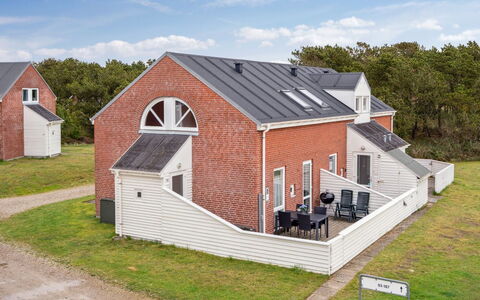 Aldora - 2.3Km from the Sea: Thatching, Verblijf, Huis, Dak, Huis, Boerderij, Hut, Landgoed, Dorp