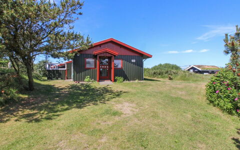 Zekine - 2.5Km from the Sea: Verblijf, Huis, Huis, Dak, Veranda, Landgoed, Siding, Garden Gebouwen, Boerderij, Werf