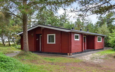 Odsten - 1Km from the Sea: Hout, Huis, Verblijf, Huis, Dak, Siding, Garden Gebouwen, Deur, Schuur, Blokhut