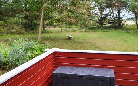 Odsten - 1Km from the Sea: Hout, Beits, Hardwood, Tuin, Plank, Backyard, Gazon, Werf, Schuur, Garden Gebouwen