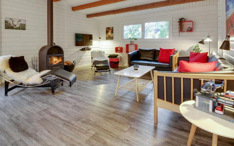 Odsten - 1Km from the Sea: Hout, Huis, Verblijf, Huis, Dak, Landelijk Gebied, Siding, Blokhut, Garden Gebouwen, Hardwood
