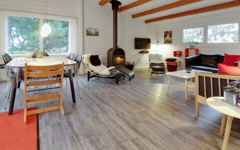 Odsten - 1Km from the Sea: Hout, Huis, Verblijf, Huis, Dak, Landelijk Gebied, Siding, Blokhut, Garden Gebouwen, Hardwood