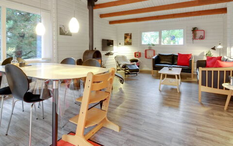 Odsten - 1Km from the Sea: Hout, Huis, Verblijf, Huis, Dak, Landelijk Gebied, Siding, Blokhut, Garden Gebouwen, Hardwood
