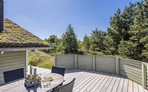 Bruna - 2Km from the Sea: Meubilair, Hout, Interieur Ontwerp, Flooring, Verdieping, Stoel, Kamer, Plafond, Woonkamer, Appartement