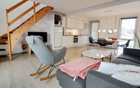 Mirija - 2.3Km from the Sea: Verblijf, Huis, Huis, Dak, Veranda, Landgoed, Siding, Garden Gebouwen, Boerderij, Werf
