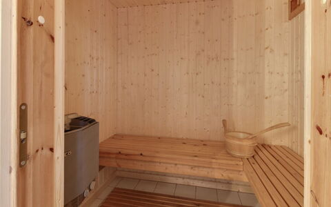 Naili - 3.1Km from the Sea: Hout, Flooring, Meubilair, Wastafel, Interieur Ontwerp, Verdieping, Major Appliance, Countertop, Loodgieterswerkinrichting, Keuken