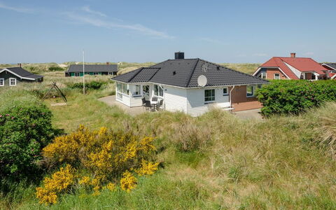 Nyssa - 350M from the Sea: Thatching, Verblijf, Huis, Dak, Huis, Boerderij, Hut, Landgoed, Dorp