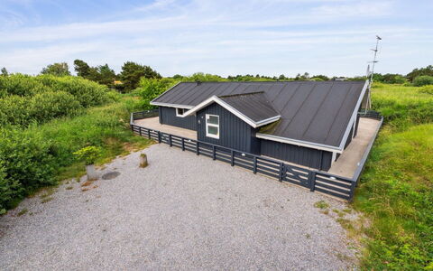 Spurv - 1.8Km from the Sea: Thatching, Verblijf, Huis, Dak, Huis, Boerderij, Hut, Landgoed, Dorp