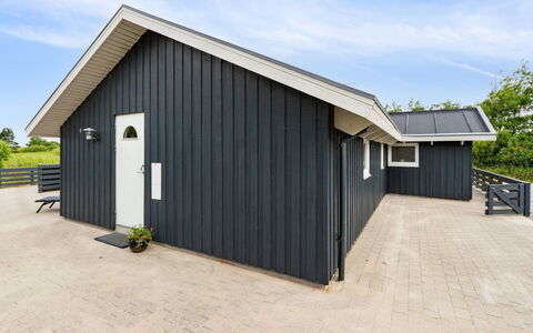 Spurv - 1.8Km from the Sea: Thatching, Verblijf, Huis, Dak, Huis, Boerderij, Hut, Landgoed, Dorp