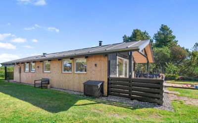 Gro - 1.6Km from the Sea