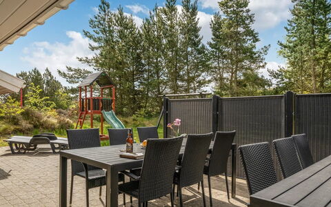 Livni - 3.8Km from the Sea: Meubilair, Buitenmeubels, Tafel, Stoel, Buitentafel, Keuken En Eettafel, Schaduw, Tuin, Landscaping, Koffietafel