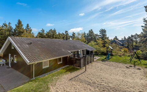 Livni - 3.8Km from the Sea: Gras, Grasland, Landschap, Ecoregio, Plain, Plantengemeenschap, Land Lot, Buitenmeubels, Prairie, Shrubland