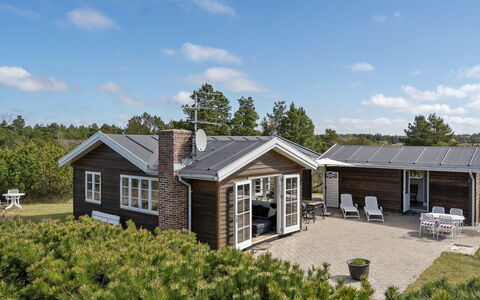 Amaja - 1.9Km from the Sea: Huis, Huis, Dak, Verblijf, Deur, Siding, Veranda, Landgoed, Boerderij, Werf
