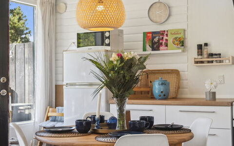 Inga - 1.3Km from the Sea: Meubilair, Interieur Ontwerp, Keuken, Lichte Inrichting, Verlichting, Countertop, Stoel, Tafel, Tableware, Flooring