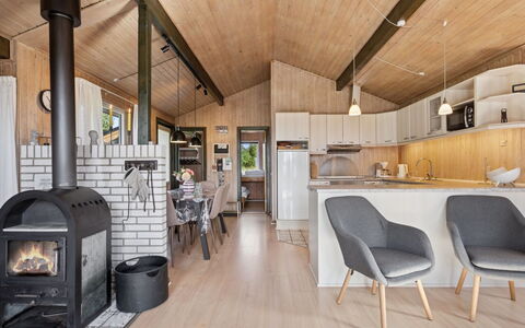 Alessia - 2Km from the Sea: Struik, Stedelijk Ontwerp, Groundcover, Steen, Appartement, Landgoed, Metselwerk, Balkon, Landscaping
