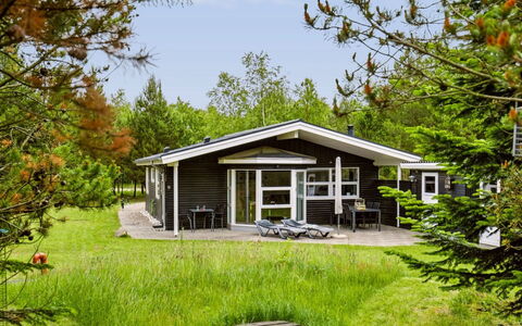 Bogatin - 1Km from the Sea: Verblijf, Garden Gebouwen, Siding, Boerderij, Veranda, Blokhut, Outdoor Structuur