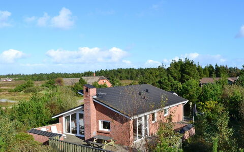 Elsy - 2.6Km from the Sea: Huis, Huis, Dak, Verblijf, Woongebied, Landelijk Gebied, Landgoed, Boerderij, Siding, Backyard