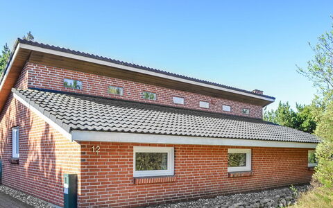 Elsy - 2.6Km from the Sea: Hout, Huis, Verblijf, Huis, Dak, Landelijk Gebied, Siding, Blokhut, Garden Gebouwen, Hardwood