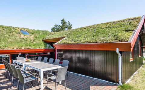 Niyazi - 3.1Km from the Sea: Dak, Verblijf, Tuin, Schaduw, Werf, Garden Gebouwen, Landscaping, Hardwood, Boerderij, Beits