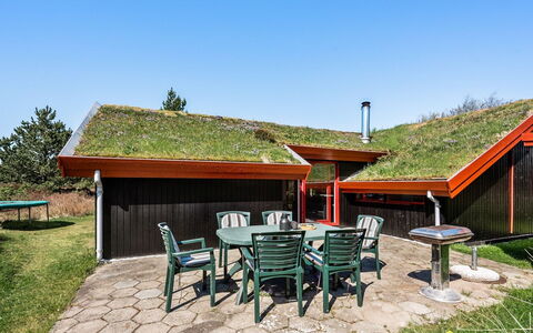 Niyazi - 3.1Km from the Sea: Dak, Verblijf, Tuin, Boerderij, Garden Gebouwen, Werf, Schuur, Siding, Backyard, Schuur