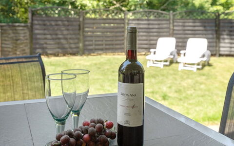 Marka - 2.5Km from the Sea: Fles, Glazen Fles, Wijn, Wijnfles, Drinkware, Barware, Wijnglas