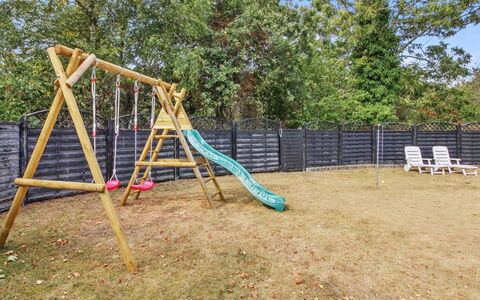 Marka - 2.5Km from the Sea: Gras, Grasland, Landschap, Ecoregio, Plain, Plantengemeenschap, Land Lot, Buitenmeubels, Prairie, Shrubland