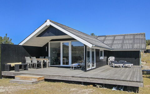 Morlin - 2Km from the Sea: Huis, Dak, Huis, Verblijf, Schaduw, Plank, Siding, Hut