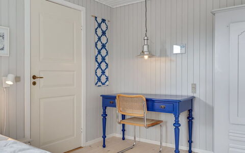Aleksi - 500M from the Sea: Huis, Huis, Dak, Woongebied, Verblijf, Landgoed, Boerderij, Gazon, Landscaping, Siding