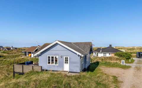 Gertraud - 500M from the Sea: Appartement, Schaduw, Balkon, Stoel, Hek, Buitenmeubels, Aluminium, Kunstgras