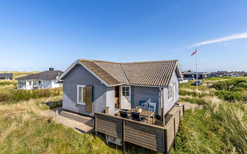 Gertraud - 500M from the Sea: Appartement, Schaduw, Balkon, Stoel, Hek, Buitenmeubels, Aluminium, Kunstgras