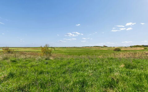 Maarit - 2.3Km from the Sea: Appartement, Schaduw, Balkon, Stoel, Hek, Buitenmeubels, Aluminium, Kunstgras