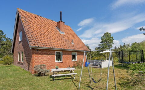 Ridir - 3.5Km from the Sea: Dak, Verblijf, Huis, Schaduw, Siding, Boerderij, Veranda, Outdoor Structuur, Garden Gebouwen