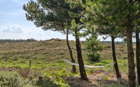 Dorti - 3Km from the Sea: Struik, Stedelijk Ontwerp, Groundcover, Steen, Appartement, Landgoed, Metselwerk, Balkon, Landscaping