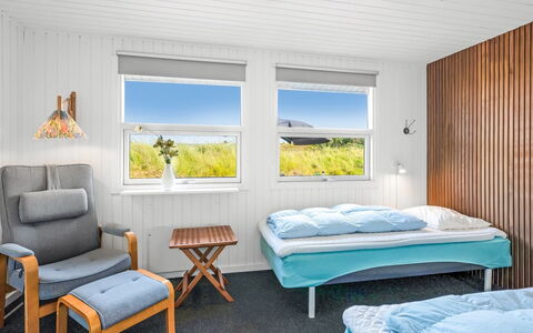 Ottar - 400M from the Sea: Hout, Slaapkamer, Interieur Ontwerp, Bed, Plafond, Huis, Verdieping, Laken, Bed Frame, Bedding