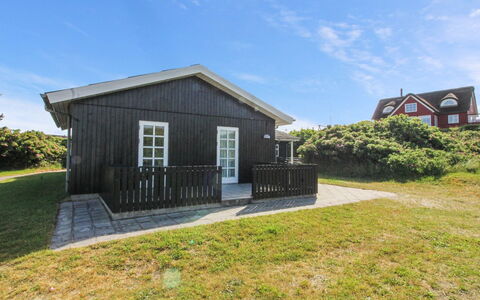 Dragan - 350M from the Sea: Thatching, Verblijf, Huis, Dak, Huis, Boerderij, Hut, Landgoed, Dorp