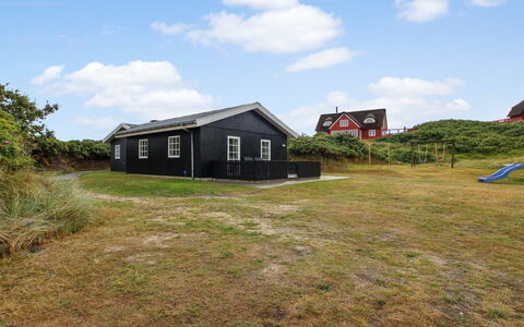 Dragan - 350M from the Sea: Thatching, Verblijf, Huis, Dak, Huis, Boerderij, Hut, Landgoed, Dorp